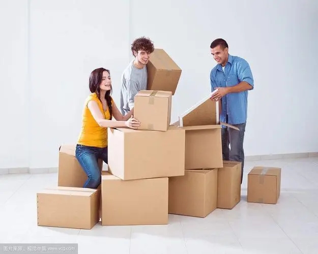 区别于传统搬家模式，大众搬家打造一站式搬家服务 